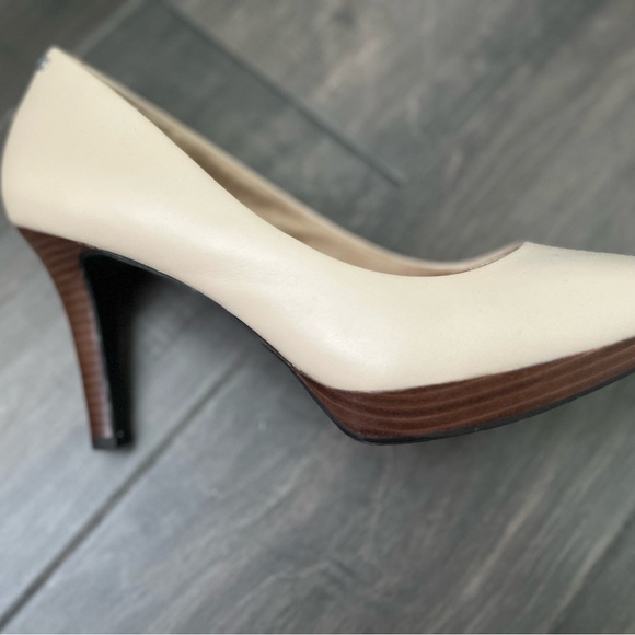 Rockport nude heels! - Picture 4 of 4